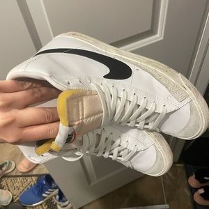 Women’s Nike Blazer 8.5